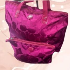 COACH Signature Pink Monogram Weekender Shoulder Bag Snap on Int. Matching Pouch